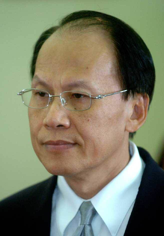 臺灣"駐英代表"因與民進黨兩岸"外交"理念不一辭職 臺灣"駐英代表"因與民進黨兩岸"外交"理念不一辭職