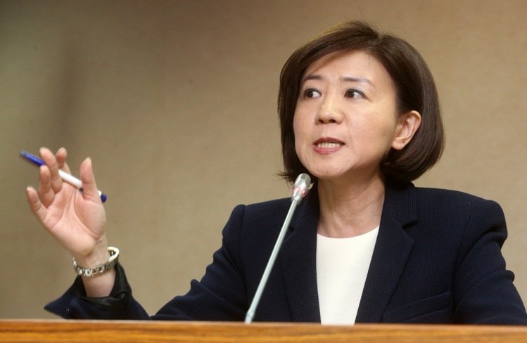 �_(t��i)�����˰��������Q��Ę�RӢ������(gu��)���h:�c���Οo(w��)�P(gu��n)