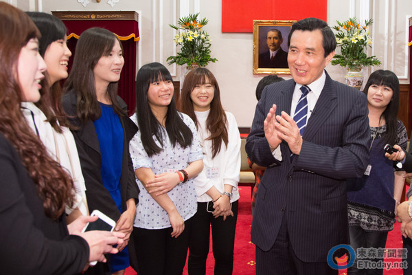 �RӢ���k���������R���������