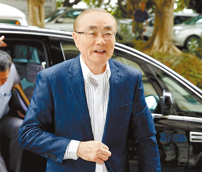 臺(tái)媒:蔡當(dāng)局有意留下馮世寬 飛彈"誤射"不撤其職 臺(tái)媒:蔡當(dāng)局有意留下馮世寬 飛彈"誤射"不撤其職