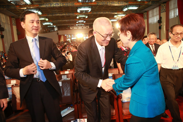 ��(gu��)���h4���_(k��i)�h����(hu��)�����������Ҷ����M(j��n)��(ch��ng)���c�Ƕ��x���������������������������