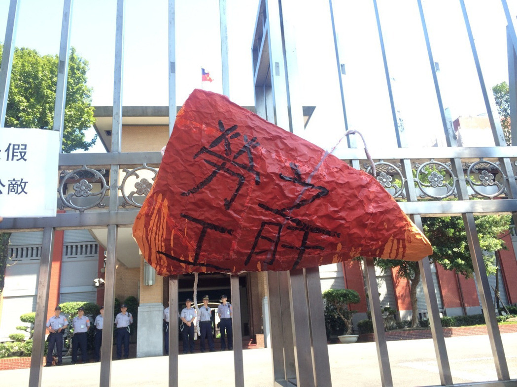 ����F�w����ȡ��7������ڡ�����Ժ�����T�ڒ��ϡ��ڹ�֮�Ρ�