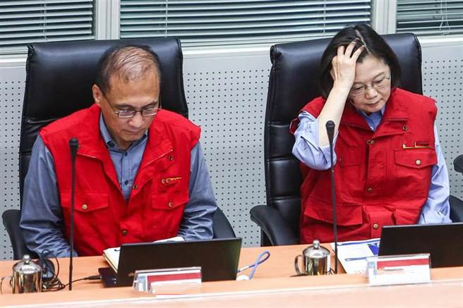 臺媒:對比蔡當(dāng)局嚴(yán)詞澄清快閃說 馬當(dāng)局簡直是病貓 臺媒:對比蔡當(dāng)局嚴(yán)詞澄清快閃說 馬當(dāng)局簡直是病貓