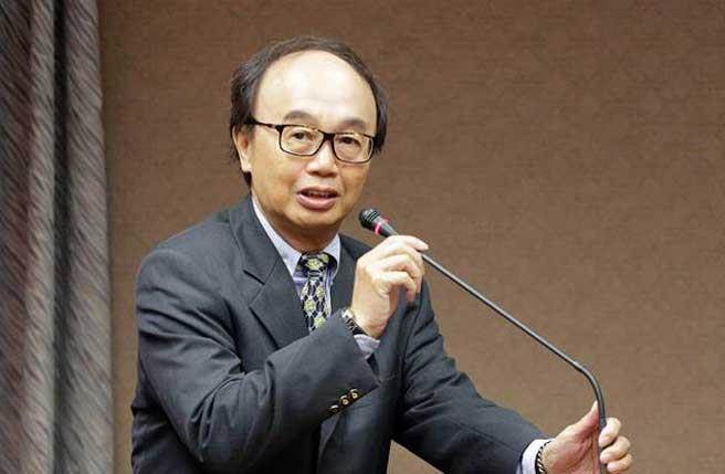 臺風(fēng)假放半天惹議怪預(yù)報不準(zhǔn) 氣象局:被罵習(xí)慣了 臺風(fēng)假放半天惹議怪預(yù)報不準(zhǔn) 氣象局:被罵習(xí)慣了