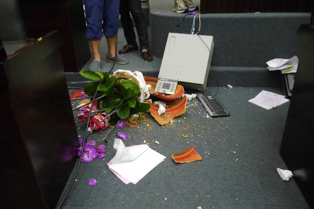 ����ˤ�ļ������Ԓ����ײ�����Ե��������y