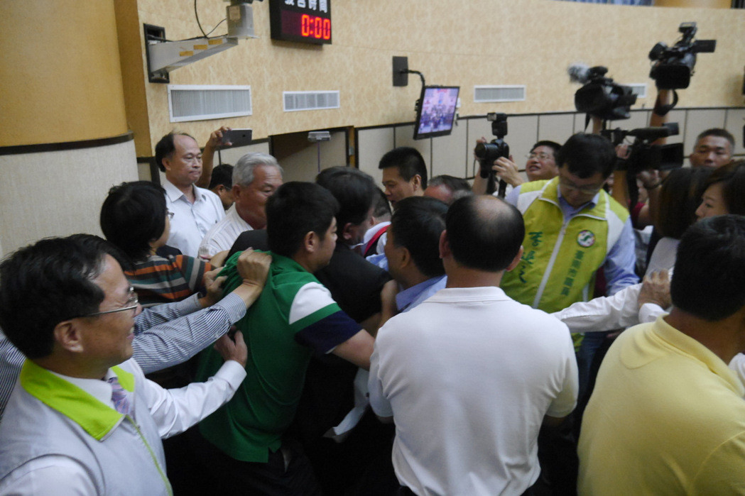 �����h�h�T��������h�L����������ϯ�_�������h�M(j��n)�У��{(l��n)�G�p��չ�_�������ƔD