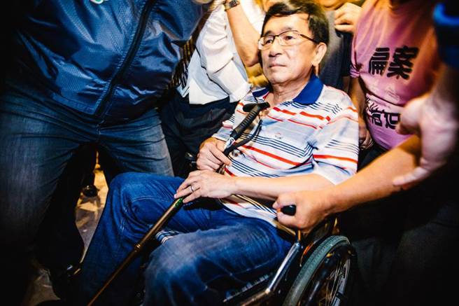 扁出席"慶典"申請被駁回 綠營:松口氣 中監(jiān)解決難題 扁出席"慶典"申請被駁回 綠營:松口氣 中監(jiān)解決難題