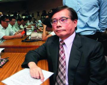 �_(t��i)ý�����ҕ�������{(di��o) ��Ӣ�ĈF(tu��n)�(du��)���{(di��o)��y