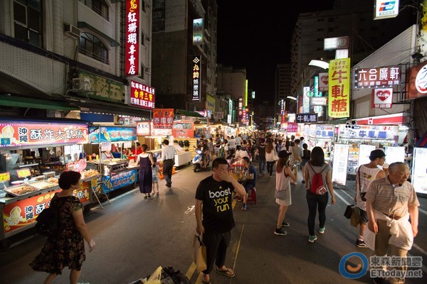 十一期間大陸游客赴臺(tái)人數(shù)較去年大減8萬(wàn) 十一期間大陸游客赴臺(tái)人數(shù)較去年大減8萬(wàn)