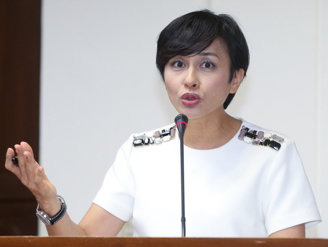 �����С������Gί�������R�˿�׌��Ӣ�ĵ�Ǹ�ɿ�