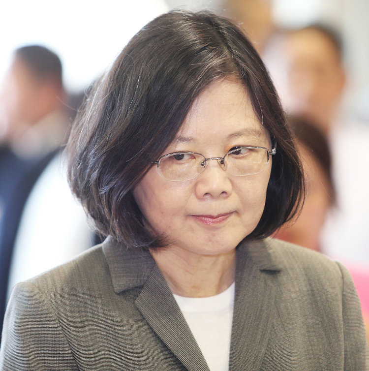 �_ý�|(zh��)����Ӣ�ģ�����M(j��n)�Ҷ������f�ăA ��������