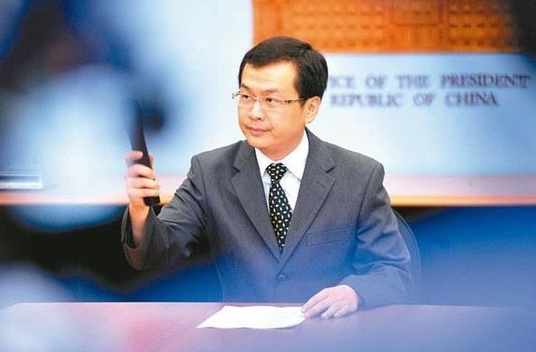 �_�Ǐ�(qi��ng)߀ԭ����������(zh��ng)���r(sh��)�RӢ���c���˘匦(du��)Մ��(n��i)��