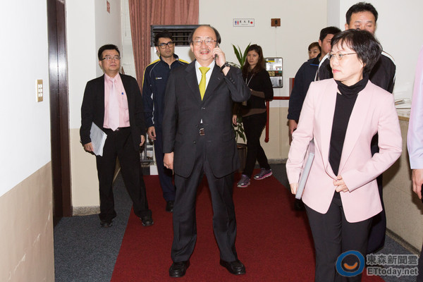 �������������M�h���َ͡��r��������(li��n)�𡰷�����