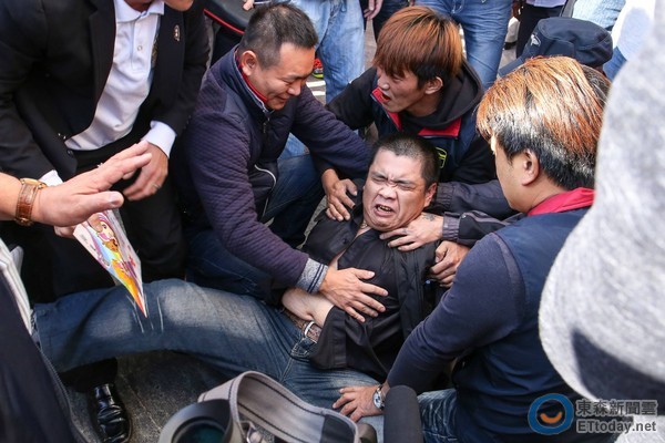 �_(t��i)��25���e�k�˞�(z��i)ʳƷ�� (t��ng)��(hu��)����(ch��ng)��(n��i)�ⱬ�l(f��)��(y��n)�؛_ͻ