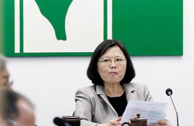 蘇起:蔡當局兩岸政策說一套做一套 加深大陸不信任感 蘇起:蔡當局兩岸政策說一套做一套 加深大陸不信任感