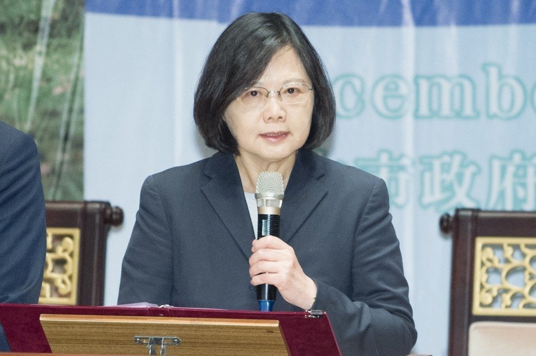 特朗普第一波海嘯來襲 蔡當局遭質(zhì)疑準備不足 特朗普第一波海嘯來襲 蔡當局遭質(zhì)疑準備不足