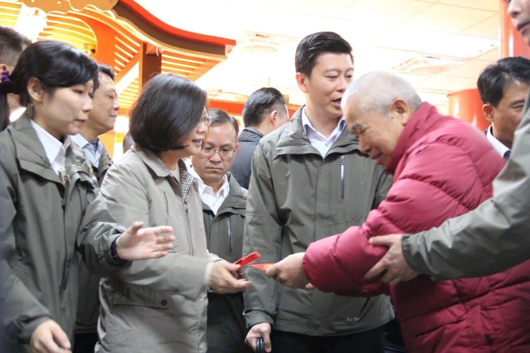 ��Ӣ�ģ���2�����쵽�҈@���Љ��ʺ��m�l(f��)����