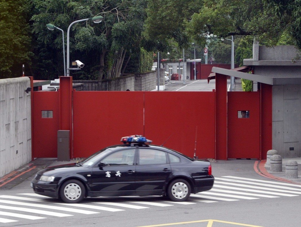 �_���؅^(q��)�I���˹�ۡ