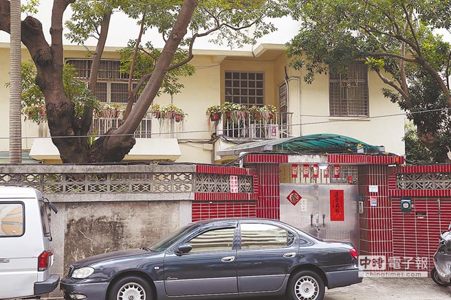 �_ý�����M�h��ĸ�֮���д���ض���Ⱥ֮��