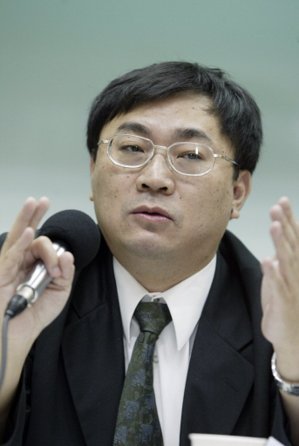 ��Ӣ�Ď͡���(d��)�ɡ������λ ��(gu��)���h�������{(di��o)��ͬ�،�ȡů