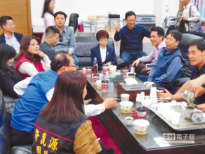 �����h��ϯ�x�e �������������h�T�x�� ��Ҫ����