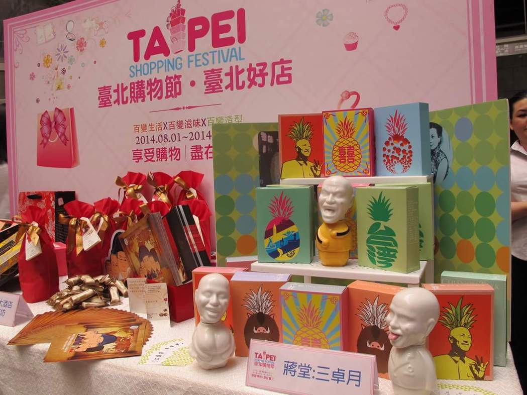 �u��(n��i)����C�����L(f��ng) �_ý:��Ӣ�Ľ�"�D(zhu��n)�����x"�M��һ��