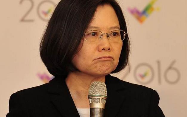 �̮�(d��ng)�ֲ����J(r��n)���Ŷ����R���_����С��I(y��)�����