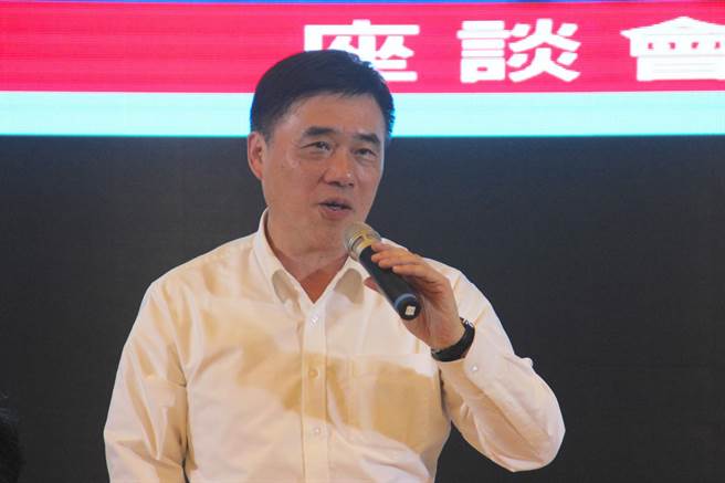 郝龍斌:國民黨要硬起來 若當選絕不“溫良恭儉讓” 郝龍斌:國民黨要硬起來 若當選絕不“溫良恭儉讓”