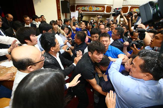 �_������C��(g��u)���ݡ��䶷�����{����������G�]Ŀ�B(y��ng)����