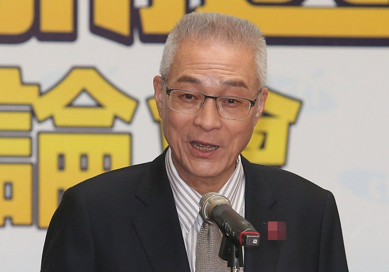 澄清“要統(tǒng)的人回大陸去住”說(shuō)法 吳敦義:我又不是白癡 澄清“要統(tǒng)的人回大陸去住”說(shuō)法 吳敦義:我又不是白癡