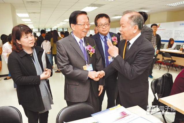 �ɰ��P(gu��n)ϵ���� �����������I(l��ng)��н���S���؈��λ