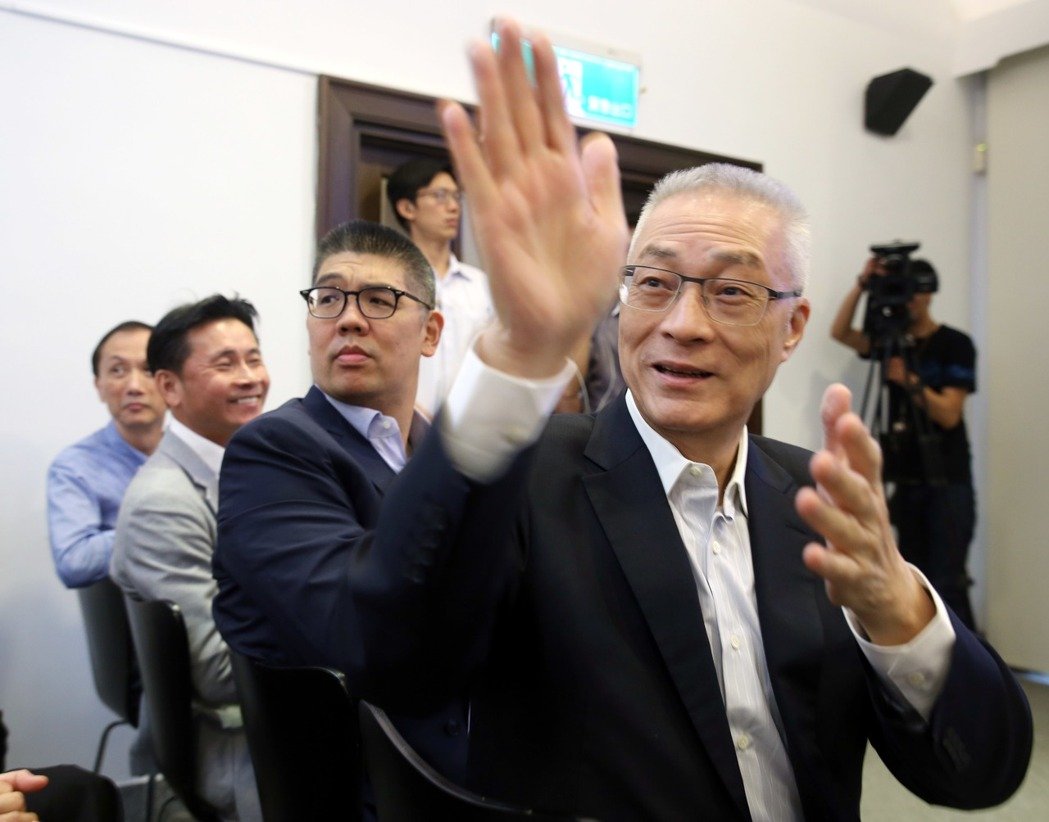 �����h��ϯ�x��(zh��n)����(sh��)2�� �B���Ĺ��_ͦ�Ƕ��x