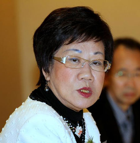 馬辦前副秘書長竟為呂秀蓮點贊 稱其“接地氣” 馬辦前副秘書長竟為呂秀蓮點贊 稱其“接地氣”