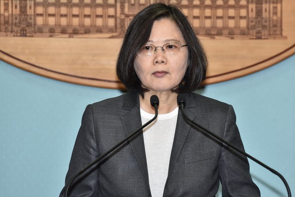 ��ϵ��"��(d��)��"(li��n)�ֱƌm ��Ӣ�����{(di��o)��ָ���^�m(x��)����