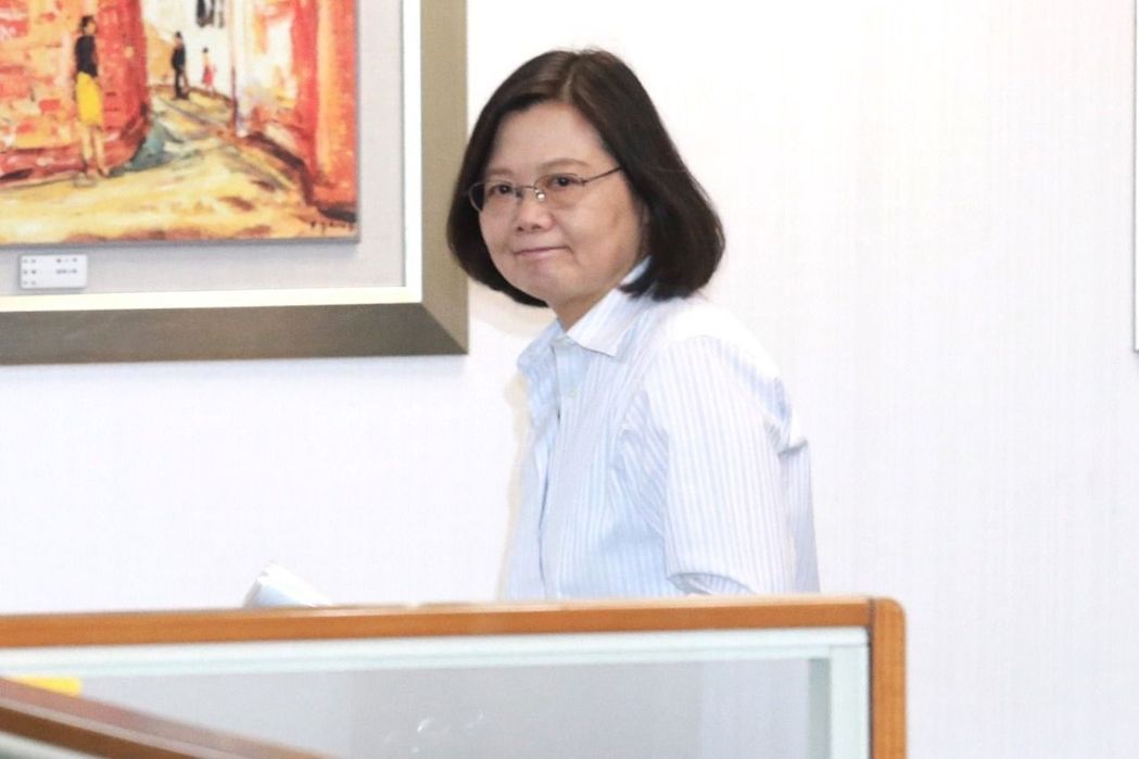 ��Ӣ�ğoҕ���h���������ǰհ���^ �Q�����M(j��n)�h����Ҫ