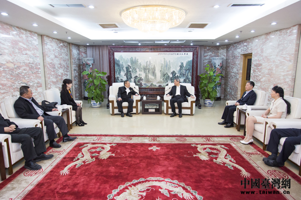 ��־܊��(hu��)Ҋ(ji��n)�Ї�(gu��)�_(t��i)���Wί��(hu��)��ϯ������һ�С����Ї�(gu��)�_(t��i)���W(w��ng)�l(f��)��