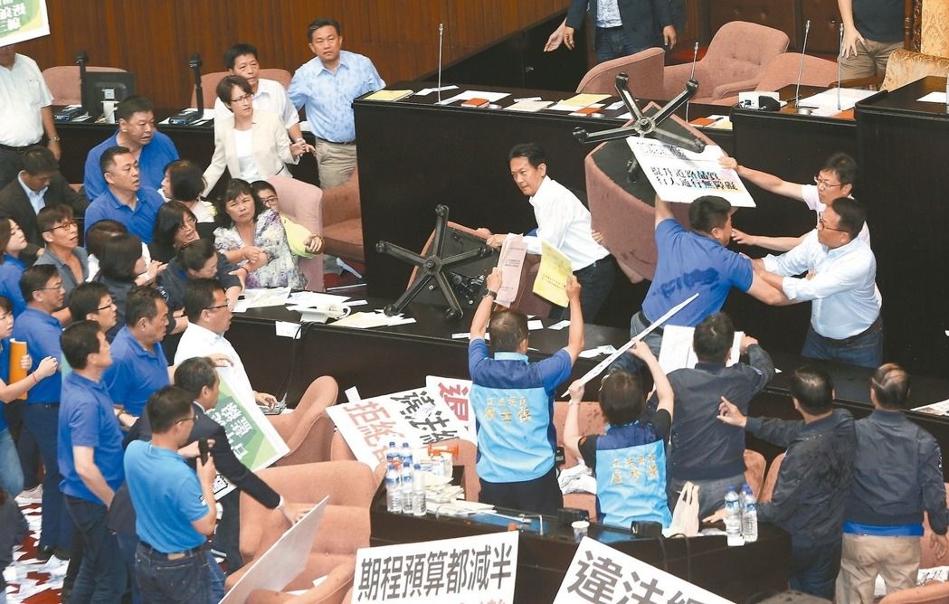 �_(t��i)��(d��ng)������(b��o)�棺��ǰհ��(zh��)��Ч��� �ւ����ӌO