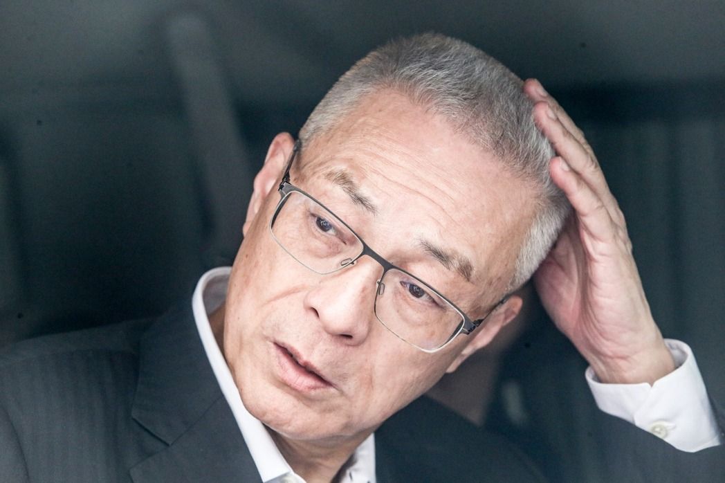 �Ƕ��x̽����־��(qi��ng) ����Ըʹ�M���֮��׷�S�ǵ��I(l��ng)��(d��o)