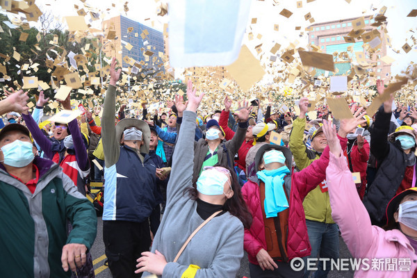 ��Ӣ��ҕ�첿�(du��) ���ی��I(l��ng)�ʰ��˹��ƾS�����i