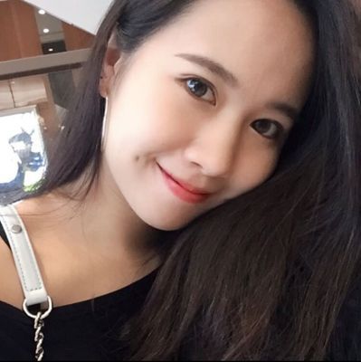 �_�Ǐ���22�q��Ů�W(w��ng)�t�l(f��)���ˣ��ұ��RӢ�����۹�