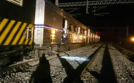 臺(tái)鐵同節(jié)車廂半天內(nèi)兩次出軌 臺(tái)鐵同節(jié)車廂半天內(nèi)兩次出軌