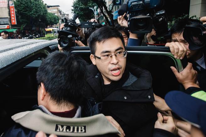 臺當局逮捕新黨成員引國際關注 法媒質(zhì)疑蔡當局整肅異己 臺當局逮捕新黨成員引國際關注 法媒質(zhì)疑蔡當局整肅異己