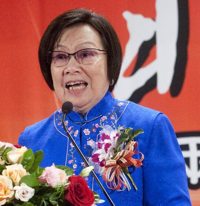 辜嚴(yán)倬云被撤"婦聯(lián)會主委"后發(fā)聲:拒當(dāng)不當(dāng)轉(zhuǎn)型幫兇 辜嚴(yán)倬云被撤"婦聯(lián)會主委"后發(fā)聲:拒當(dāng)不當(dāng)轉(zhuǎn)型幫兇