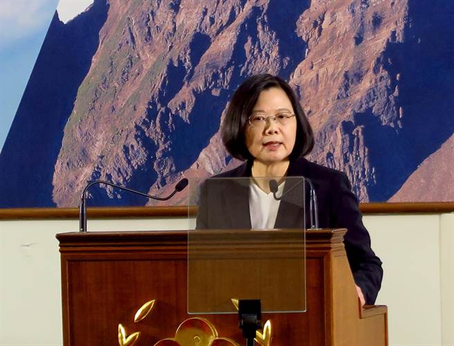 ��Ӣ���cý�w��K�蔢������500��Ó���f(shu��)�ɡ�500�ꡱ