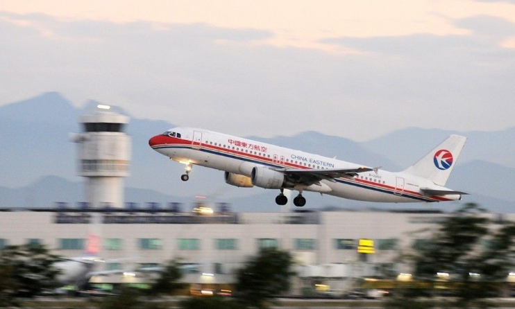 蔡英文政策影響五萬(wàn)臺(tái)灣人春節(jié)回家 媒體臺(tái)商一片聲討 蔡英文政策影響五萬(wàn)臺(tái)灣人春節(jié)回家 媒體臺(tái)商一片聲討