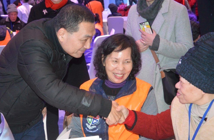 �����˱����Εr(sh��)�����x�±� Ц���������(zh��n)��η��(zh��n)