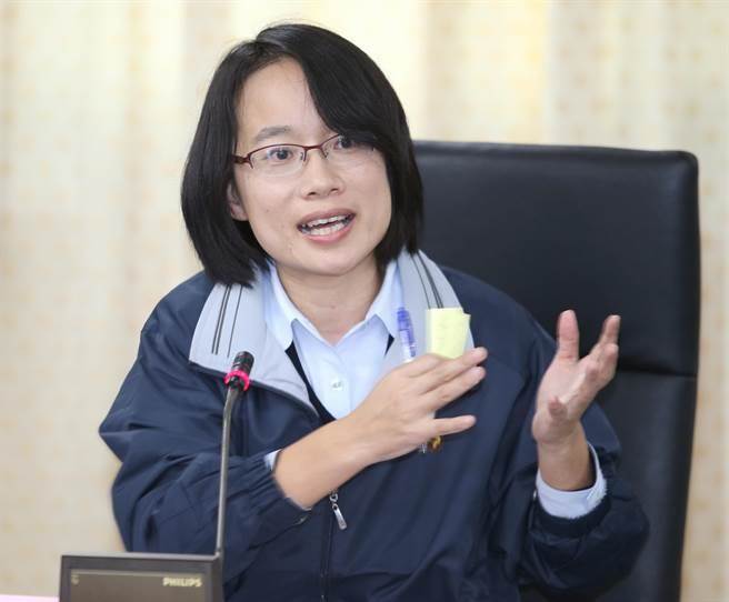 臺媒:“神隱少女”吳音寧靠勢“農(nóng)委會”讓農(nóng)民心寒 臺媒:“神隱少女”吳音寧靠勢“農(nóng)委會”讓農(nóng)民心寒