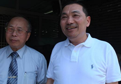 ������o��W(xu��)����2000�f(w��n)�� �����ˣ�ԓ��ô������ô��