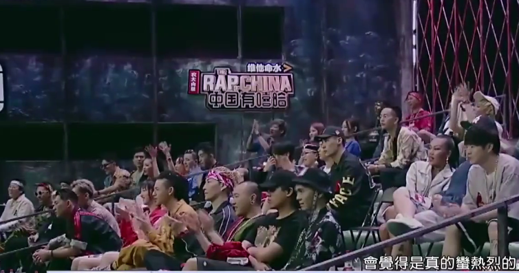 ���Ї���������������_���CˇȦ����ס�ˣ�������@ô����ϲ�g������