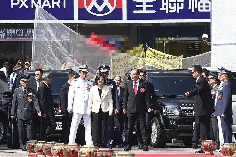 ��Ӣ�ġ��������⿳�� �_(t��i)��(d��ng)�־S���q�缈�ϻ���